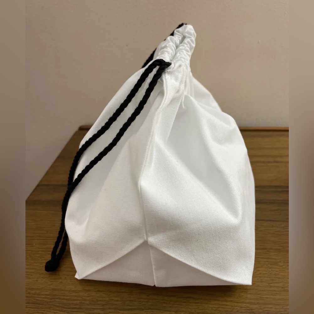 Chanel Drawstring Bag - image 5